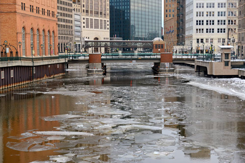 Must do things in Milwaukee: RiverWalk