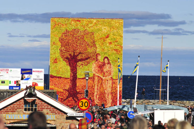 Sweden Things to do: Kivik Apple Market Festival