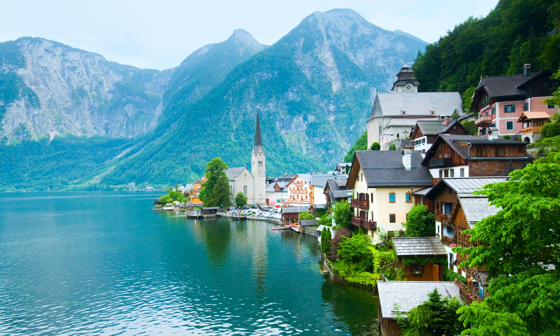 Город около гор. Гальштат коммуна Австрия. Озеро в Австрии Хальштатт. Альпийская деревня Гальштат. Штирия Австрия природа.