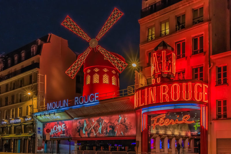 What to do in France: Moulin Rouge