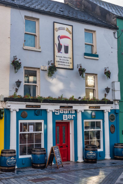 What to do in Ireland: Oldest pub in Ireland