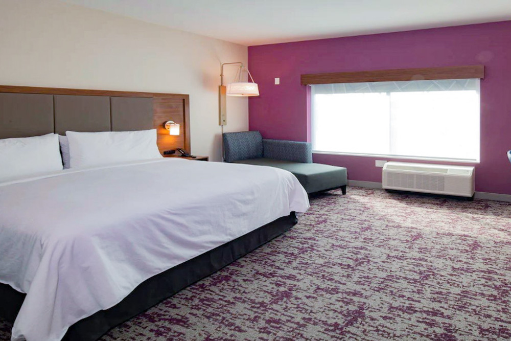 Best Little Rock Hotels: Holiday Inn Express & Suites – Little Rock Downtown
