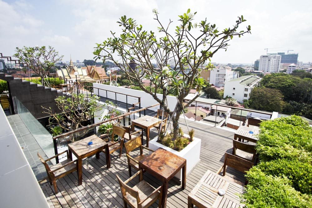Cool Phnom Penh Hotels: PATIO Hotel & Urban Resort