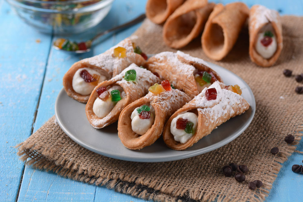 Cool Things to do in Palermo: Cannoli