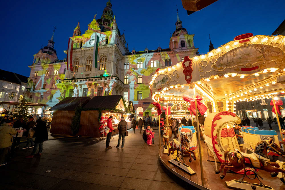 Festive Christmas Markets in Austria: Graz City Hall Advent Market