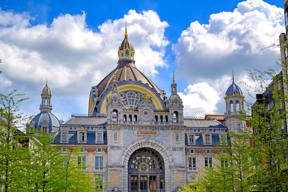 Fun Things to do in Antwerp: Central Station