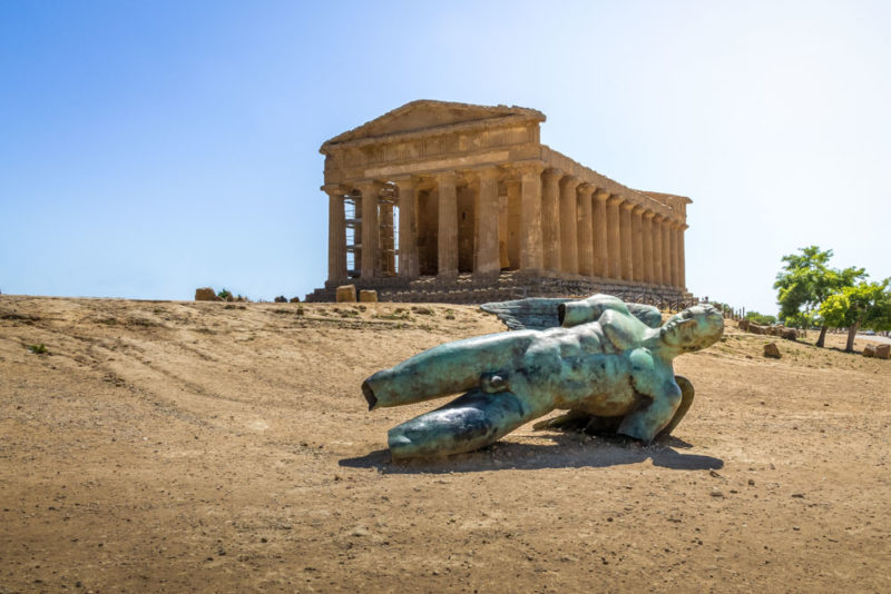 Sicily Things to do: The Valley Of The Temples