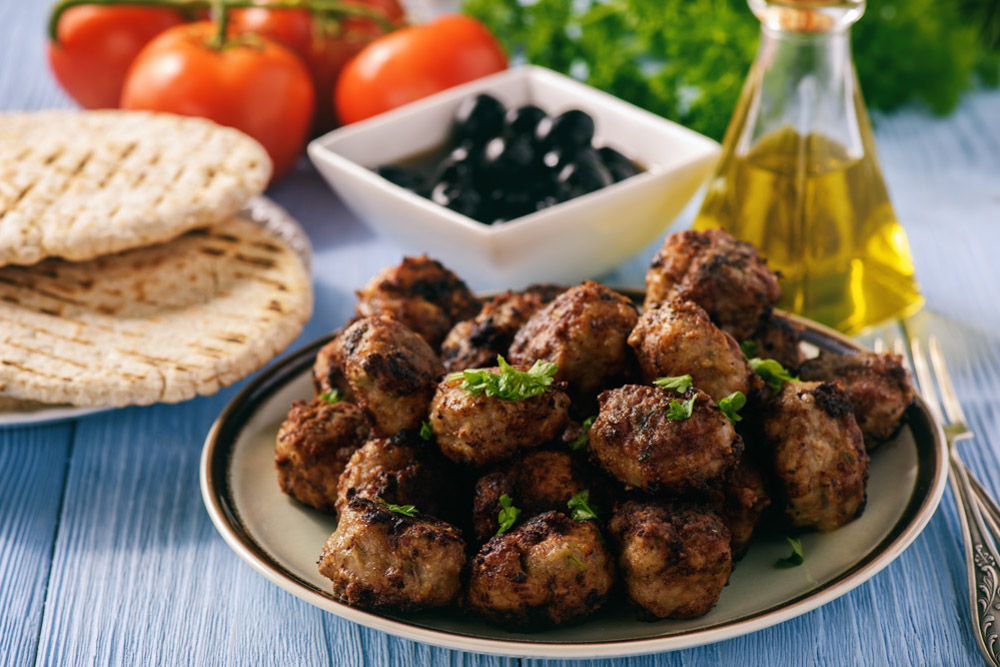 Unique Foods to try in Greece: Keftedes