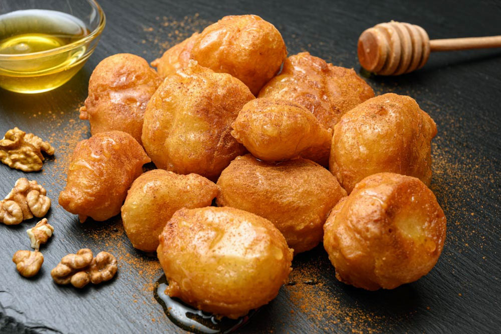 Unique Foods to try in Greece: Loukoumades