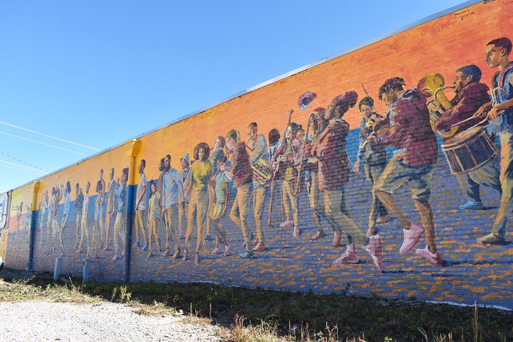 Unique Things to do in Hot Springs, Arkansas: Artsy Outdoor Murals