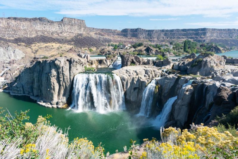 Unique Things to do in Twin Falls: Shoshone Falls
