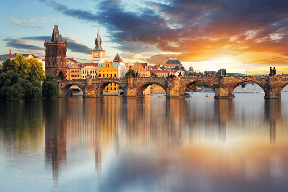 What to do in Czech Republic: Charles Bridge