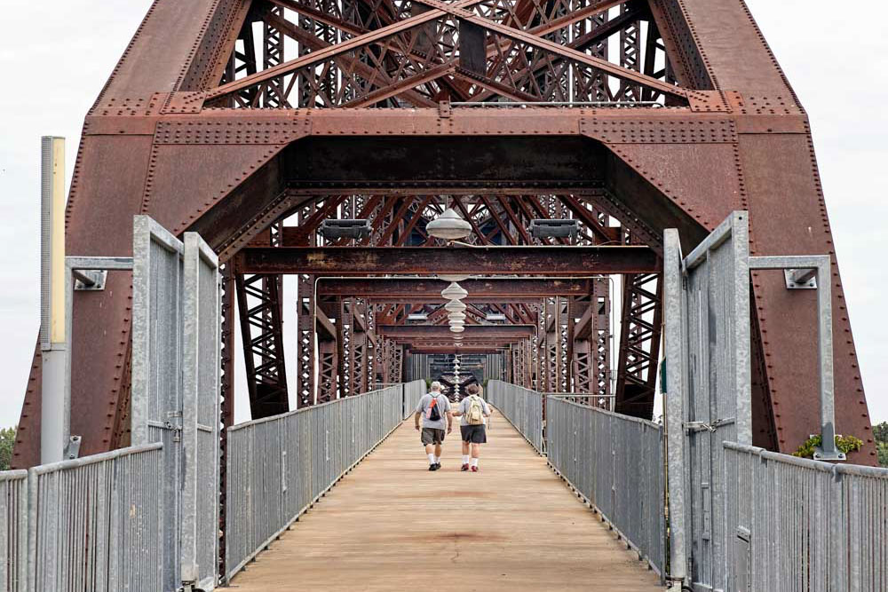 What to do in Little Rock Arkansas: Biking along the Arkansas River Trail