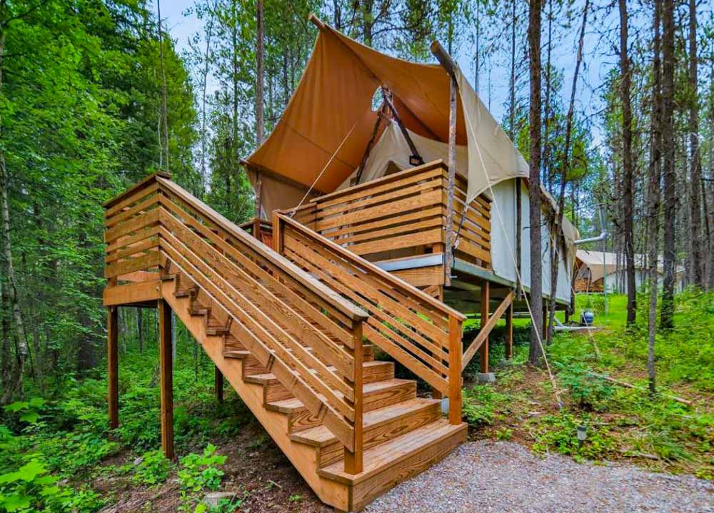 Where to go Glamping Camping Spots in Coram, Montana: Under Canvas Glacier