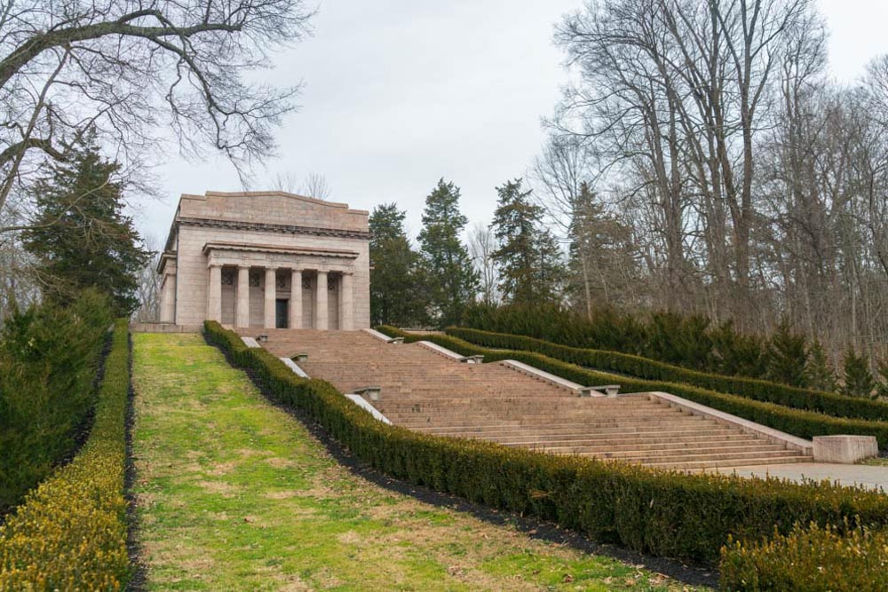 Best Things to do in Kentucky: See Where Abraham Lincoln Was Born