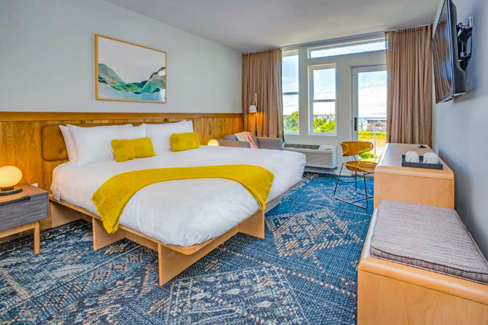 Cool Hotels Cannon Beach Oregon: SaltLine Hotel