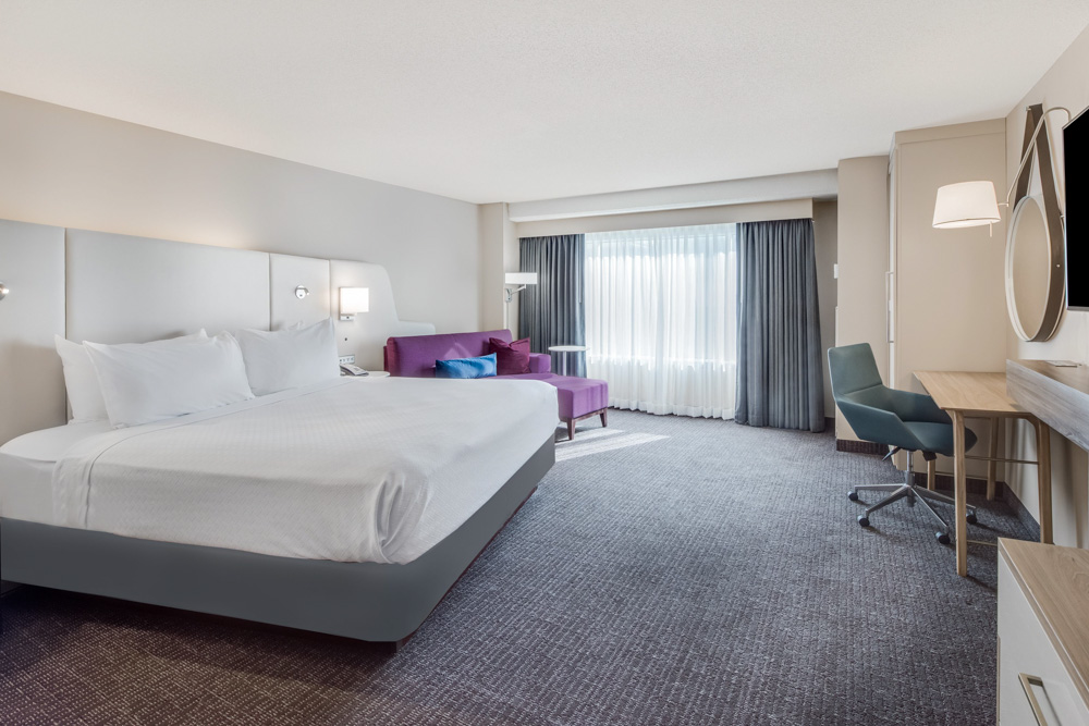 Cool Hotels Cleveland Ohio: Crowne Plaza Cleveland at Playhouse Square