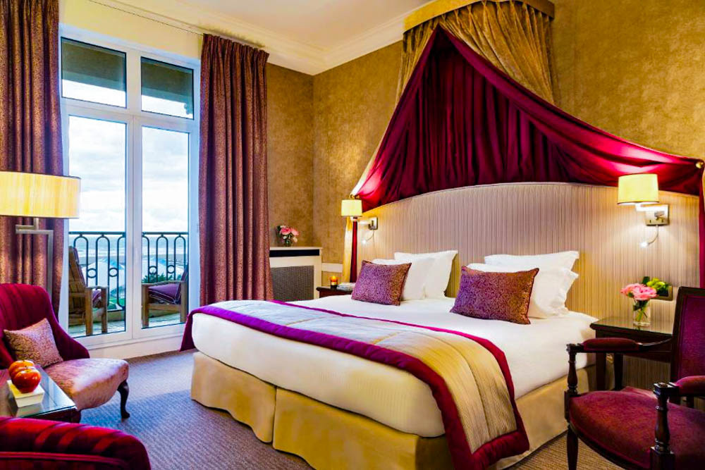 Cool Hotels Normandy: Hotel Barriere Le Royal Deauville