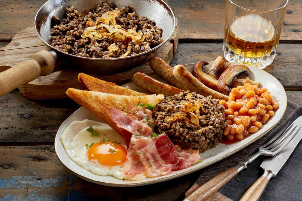 Must Try Foods in Scotland: Full Scottish Breakfast