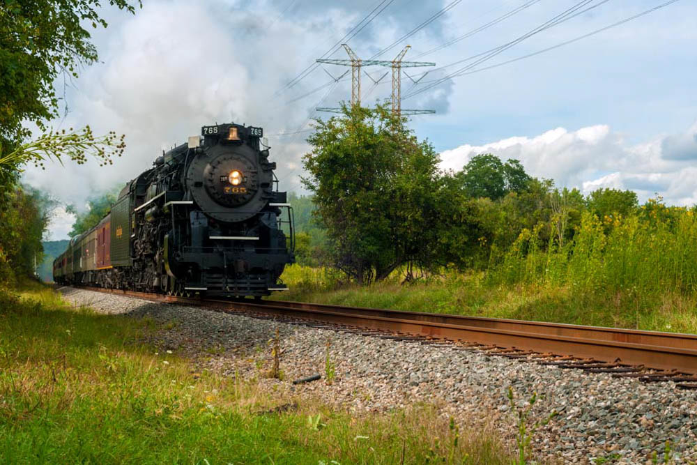Unique Things to do in Ohio: Cuyahoga Valley Scenic Train