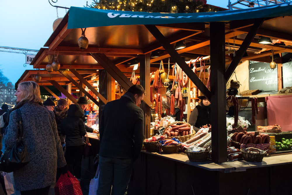 Where to Shop Europe Christmas Markets: Edinburgh Winter Festival: Edinburgh, United Kingdom