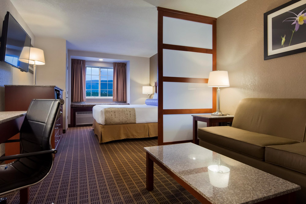 Best Colorado Springs Hotels: Best Western Plus Peak Vista Inn & Suites