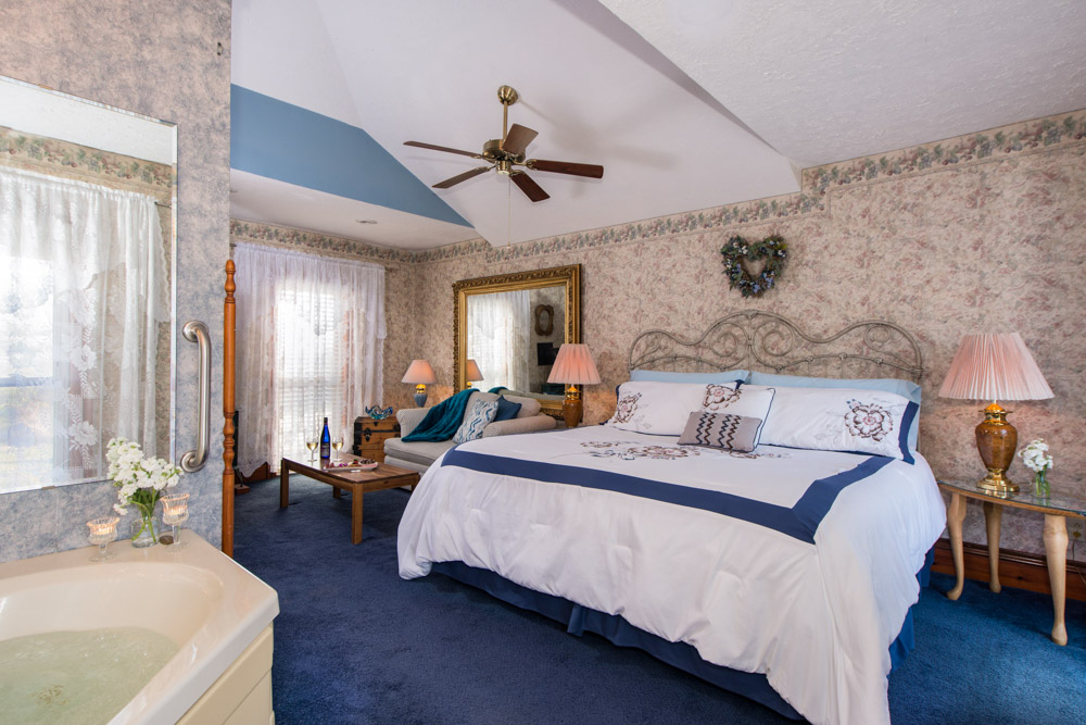 Best Hotels Finger Lakes New York: Sutherland House Victorian Bed & Breakfast