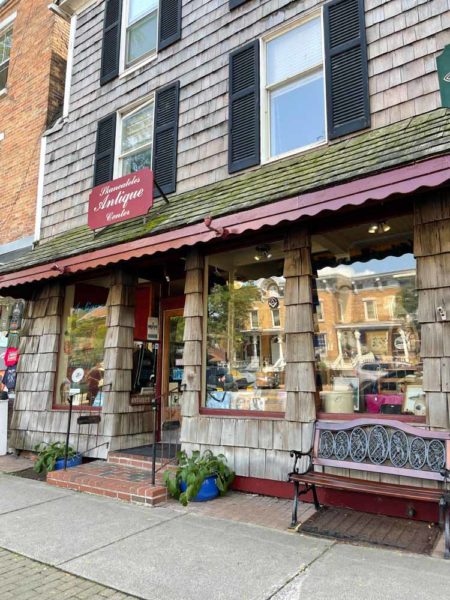 Best Things to do in Finger Lakes: Skaneateles Antique Center