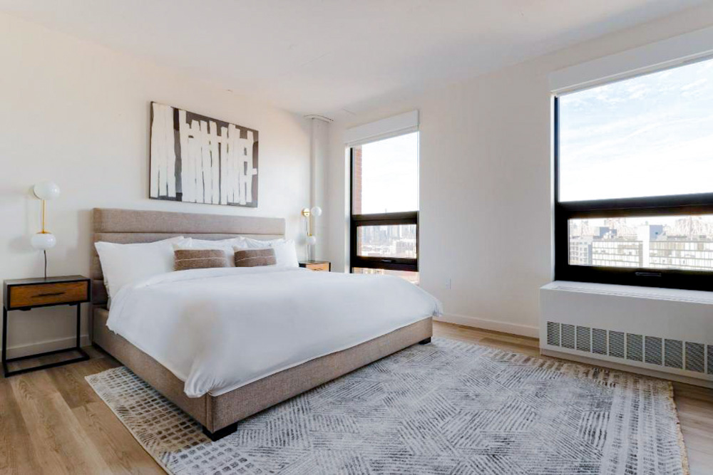 Cool Hotels Queens New York: Sonder Court Square