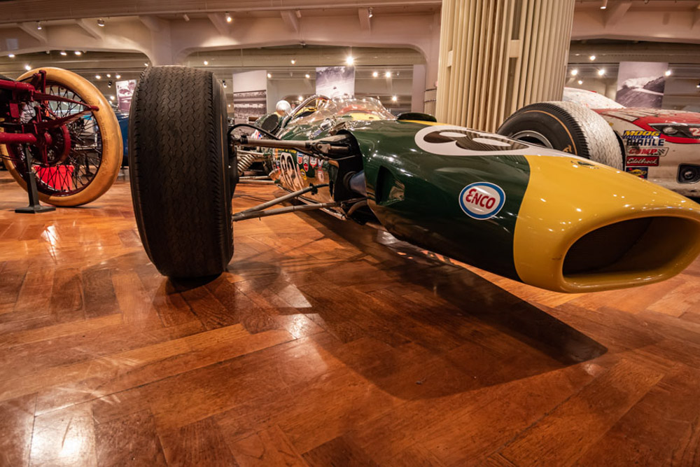 Detroit, Michigan Things to do: Henry Ford Museum