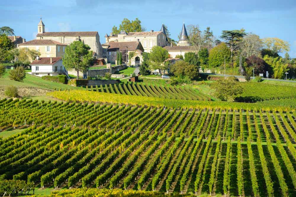 What Countries Have Shoulder Season in June: Bordeaux, France