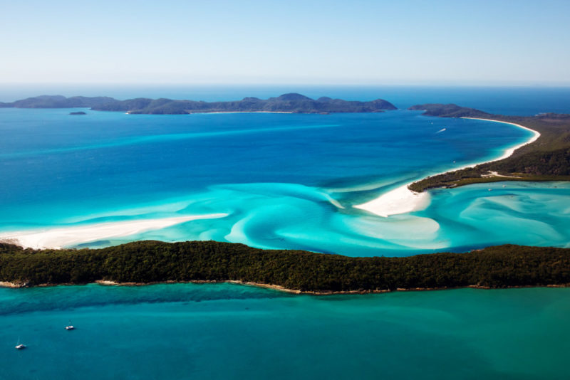 What Countries Have Shoulder Season in June: The Great Barrier Reef, Australia