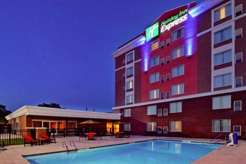 Best Augusta Hotels: Holiday Inn Express Augusta Downtown