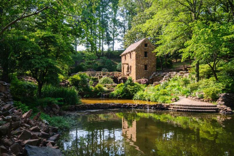 Best Things to do in Arkansas: Old Mill