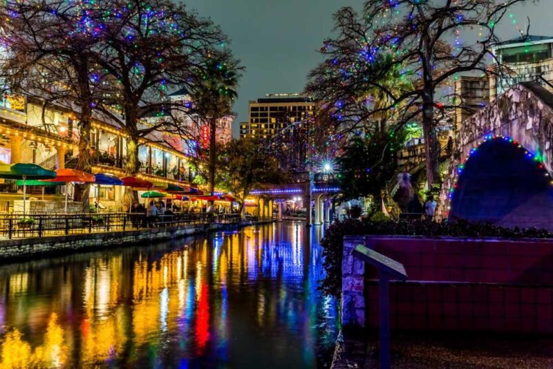 What Places Have Shoulder Season in US in December: San Antonio