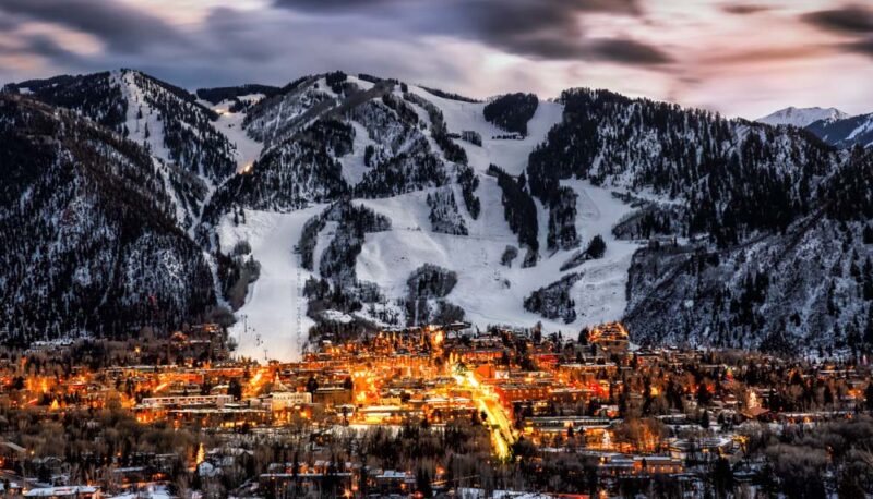 What Places to Visit in USA in January: Aspen, Colorado