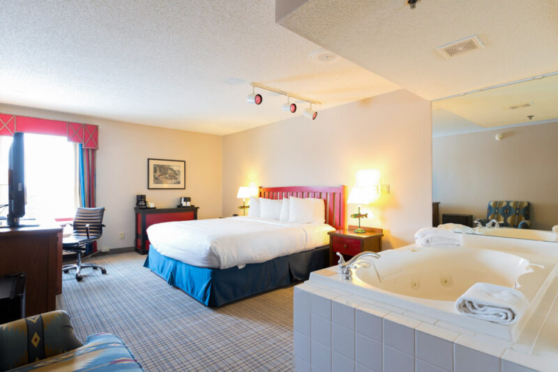 Cool Des Moines Hotels: Holiday Inn Express and Suites Des Moines Downtown