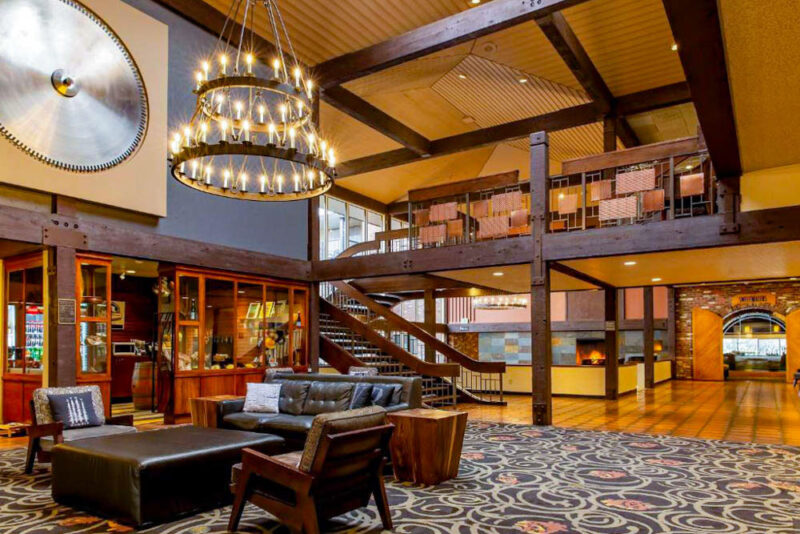 Best Eugene Hotels: Valley River Inn Eugene