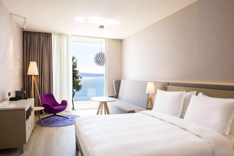 Cool Split Hotels: Radisson Blu Resort & Spa