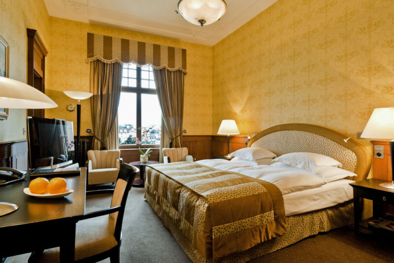Best Basel Hotels: Grand Hotel LES TROIS ROIS