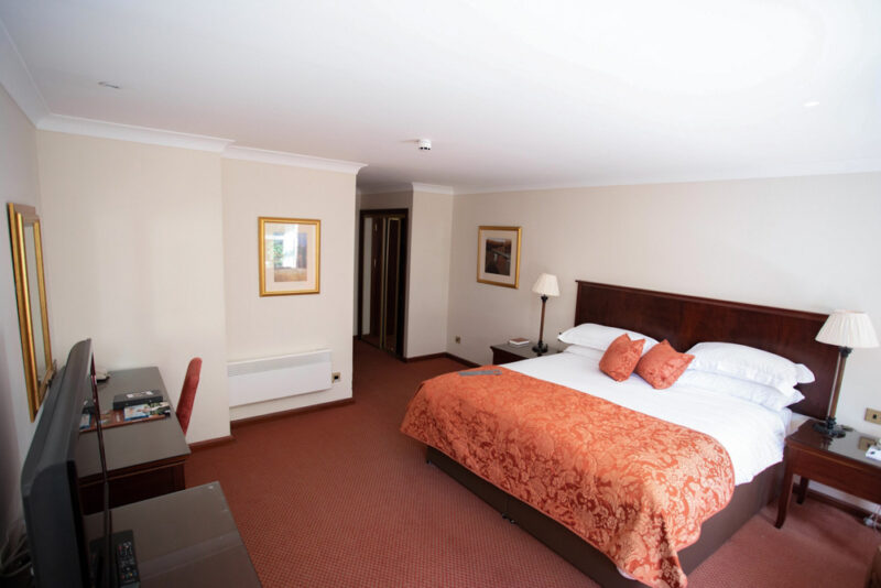 Best Hotels Aberdeen Scotland: Macdonald Norwood Hall Hotel