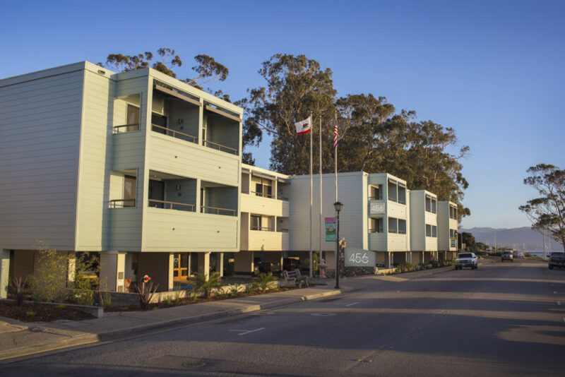 Best Hotels in Morro Bay, California: 456 Embarcadero Inn and Suites