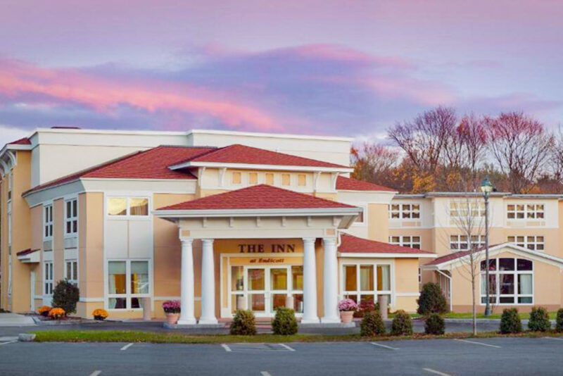 Best Salem Hotels: The Wylie Inn and Conference Center at Endicott College