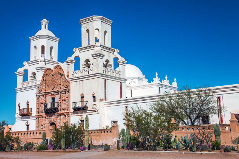 Best Things to do in Tucson: Mission San Xavier del Bac