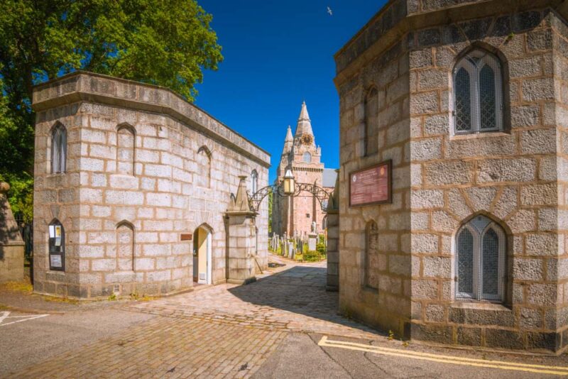 Cool Things to do in Aberdeen: St Machar’s Cathedral