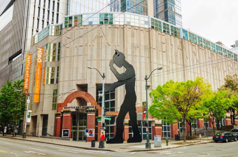 Cool Things to do in Seattle, Washington: Seattle Art Museum