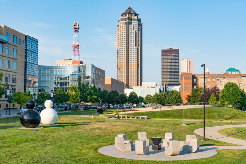 Must do things in Des Moines, Iowa: Pappajohn Sculpture Park