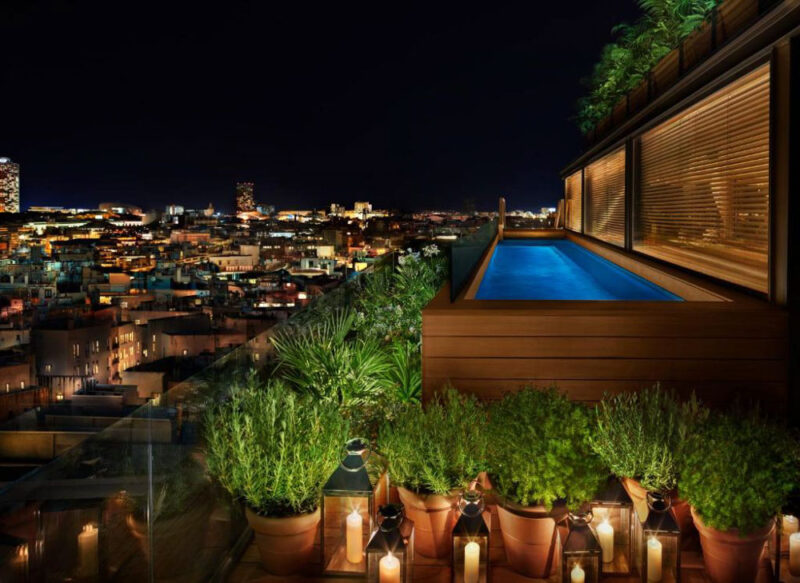 Barcelona Rooftop Bars: The Roof