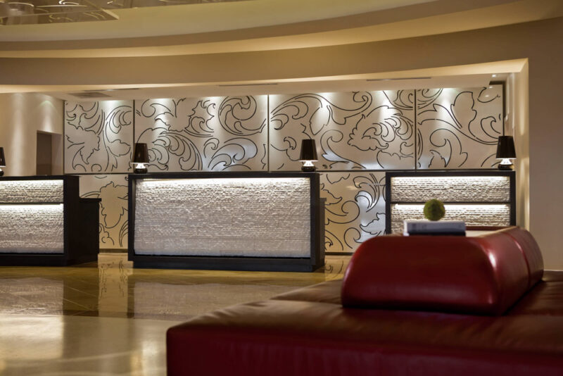 Best Hotels in Newark, New Jersey: Renaissance Newark Airport Hotel