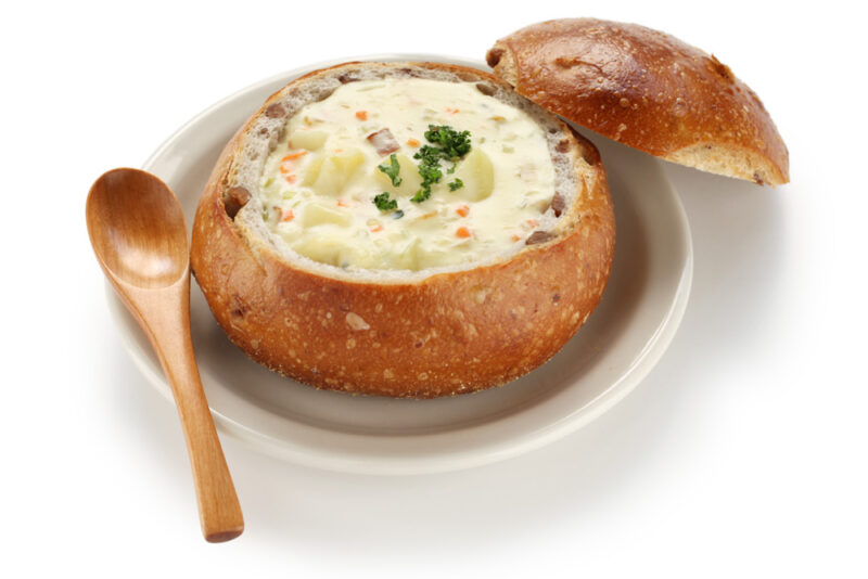 Boston 3 Days Itinerary Weekend Guide: Bread Bowl of Clam Chowder